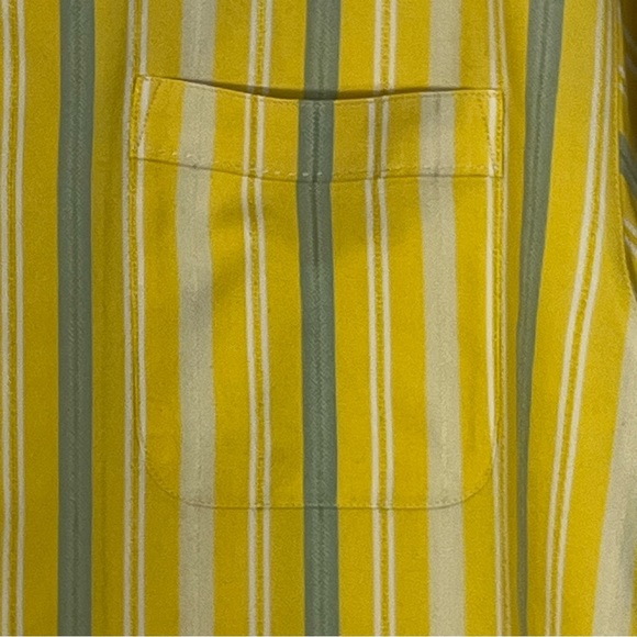 Tommy Bahama ~ Silk short sleeve untucked button up shirt Men’s size L - Picture 5 of 8